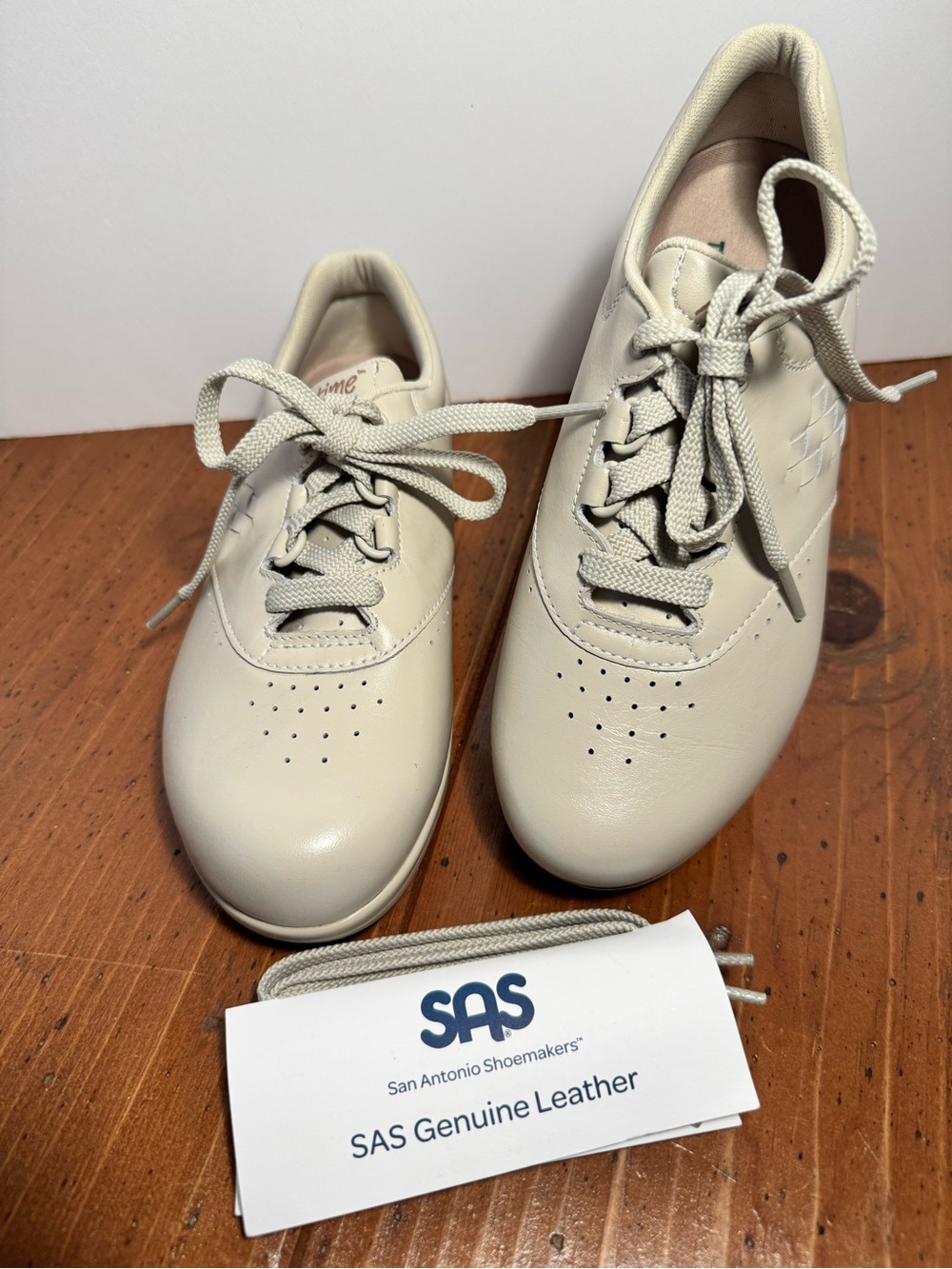 SAS Free Time Comfort Walking Shoes - Women's Size 5 WW Double Wide - Bone - NEW